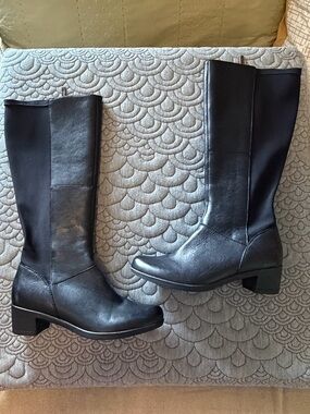 Dansko Black Celestine Tall Boot | Size 7 (38M)